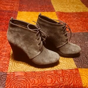 Jessica Simpson Wedges